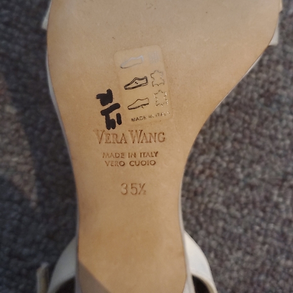 Vera Wang Sling Back Satin & Suede Bow Heels - Picture 8 of 10